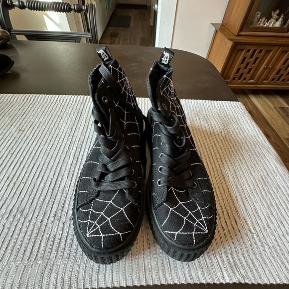 Demonia Black Lace-Up Platform Boots with White Spiderweb Embroidery - Picture 2 of 4